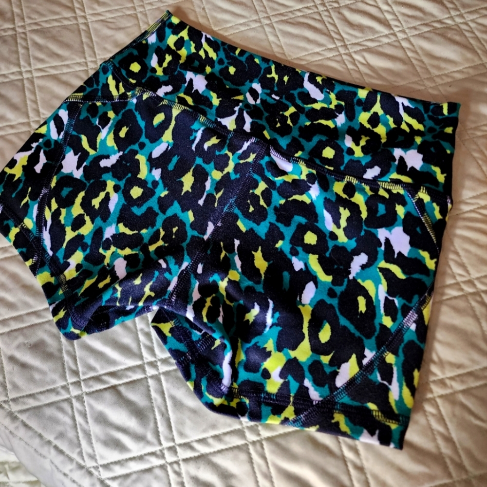 FLEO Shorts Apex Contour Emerald Leo Extra Small